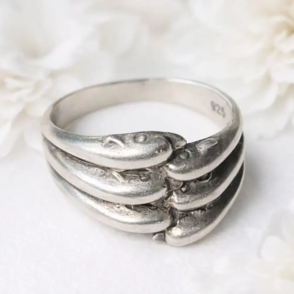 925 Sterling Silver Six Dolphin Ring Size 6.5